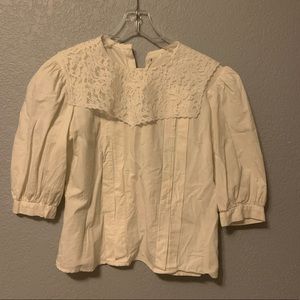 Adorable white lace collar peasant top